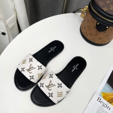 Louis Vuitton Slippers